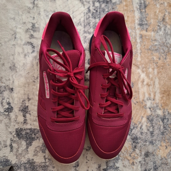Reebok Maroon and Navy Sneakers - Picture 3 of 13